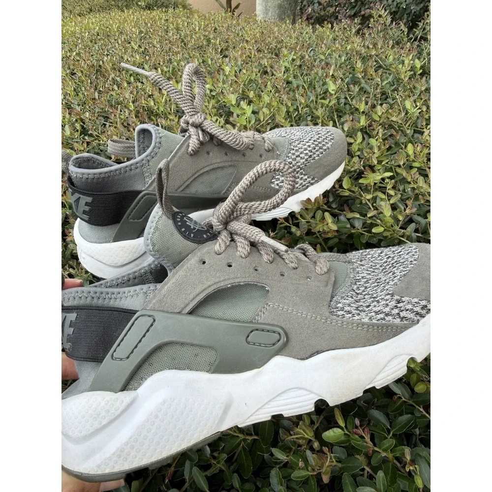 Nike Air Huarache Run Ultra SE Olive Green Shoes 6Y